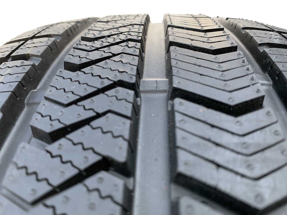 Шини всесезонні 235/55 R19 105H резина всесезонна Q5 Gal-Gum Poland