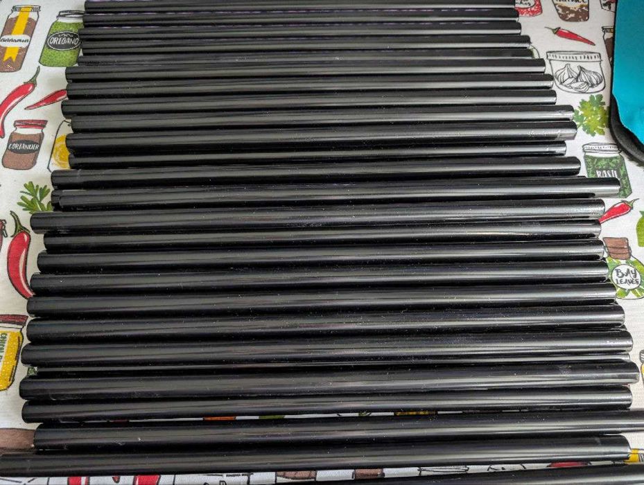 Трубки металеві фарбовані