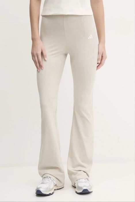 Легінси штани спортивні Adidas Essentials Small Logo JD3072 Бежевий Flare Fit