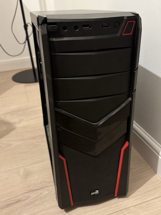 Komputer stacjonarny