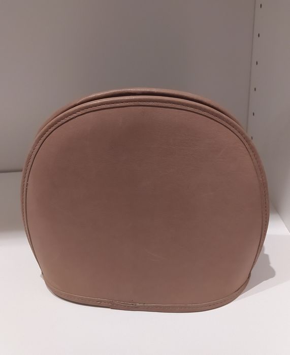 Beżowa torebeczka na ramię Ryłko