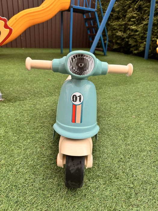 Скутер біговел дитячий Smoby 721006