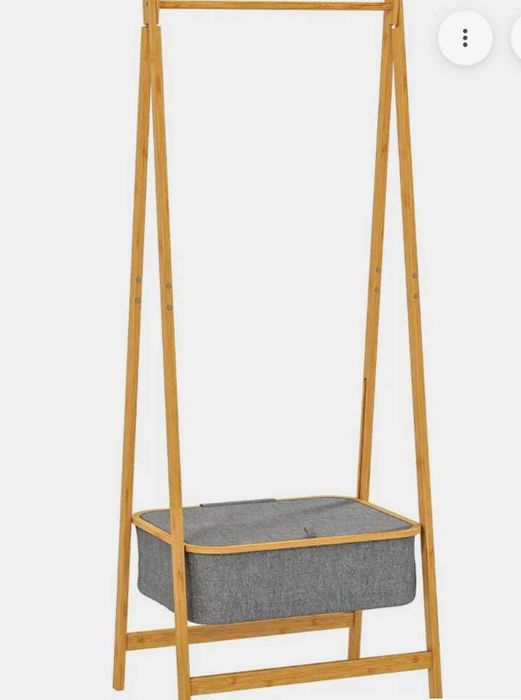 Suporte de cabides em bambu