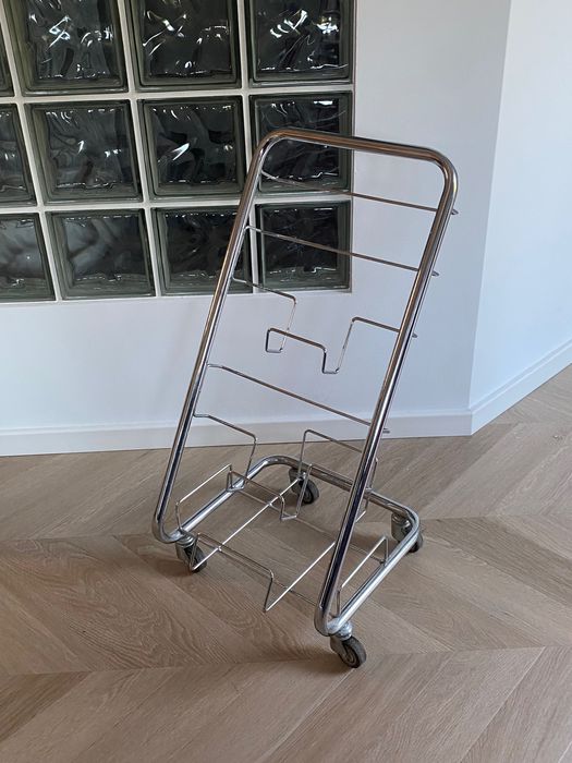 stojak wózek na kółkach winyle gazety chrom bauhaus