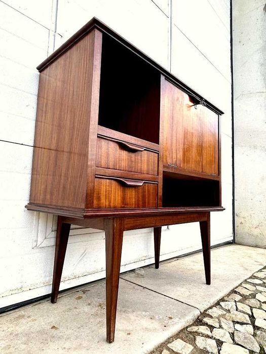 Bar olaio vintage + 88comp x 37prof x 90,5alt.