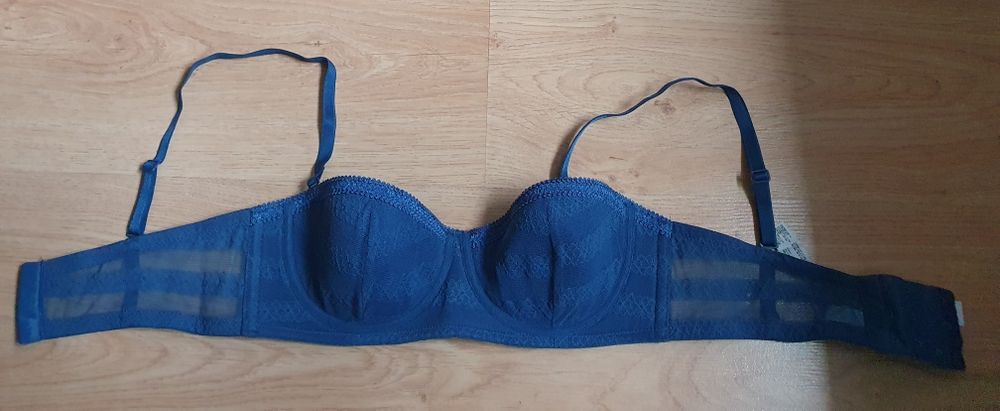 Biustonosz marki Tezenis 70A
