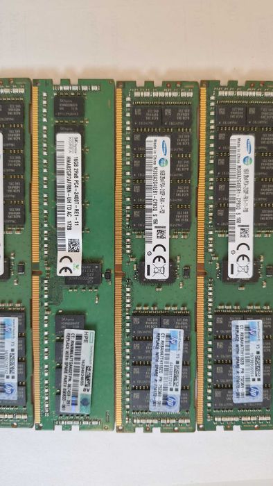Samsung M393A2G40EB1-CPB3Q, 16GB DDR4-2133 ECC Registered (RDIMM) Серверна