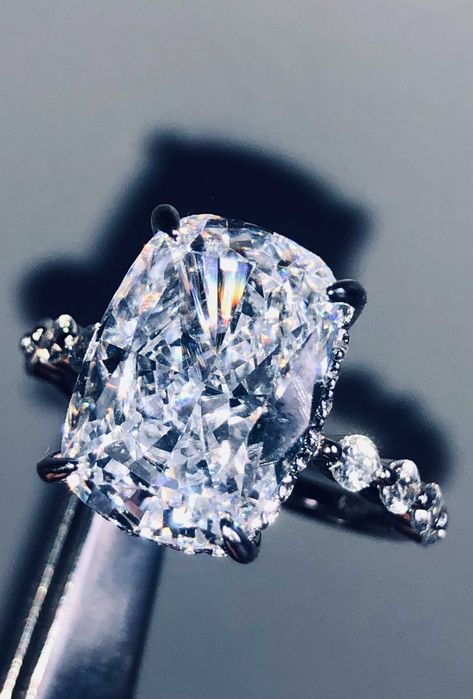каблучка срібло Тайланд High carbon diamond
