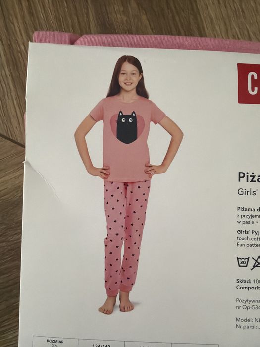 Nowa pizama dziewczeca 158/164