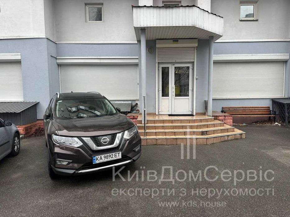 Продаж офісного приміщення метро Святошин Житомирська Котельникова 35