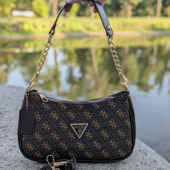 Жіноча сумка Guess / Кросбоді екошкіра /  базова сумочка гес