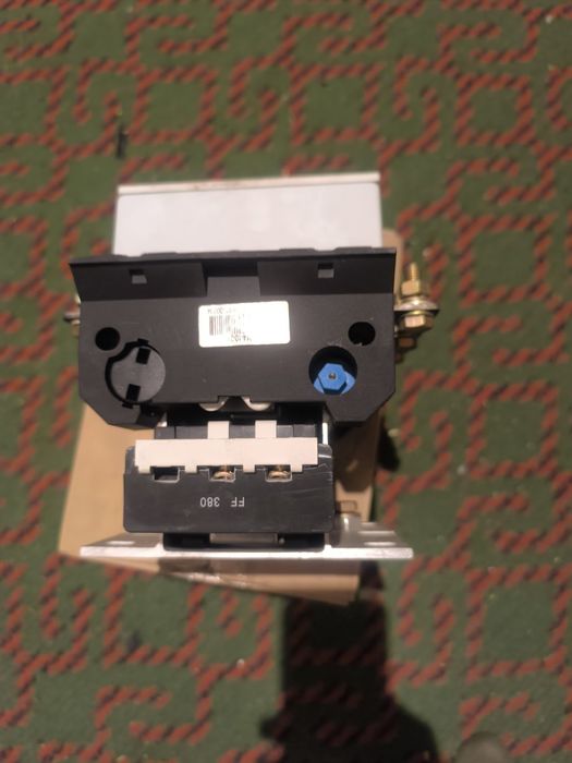 Магнитный контактор (пускатель) CHINT NC2-150, 150А