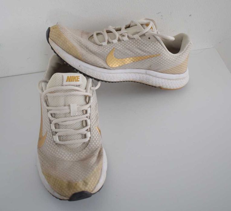 Nike
Buty do biegania Runallday sneakersy 41