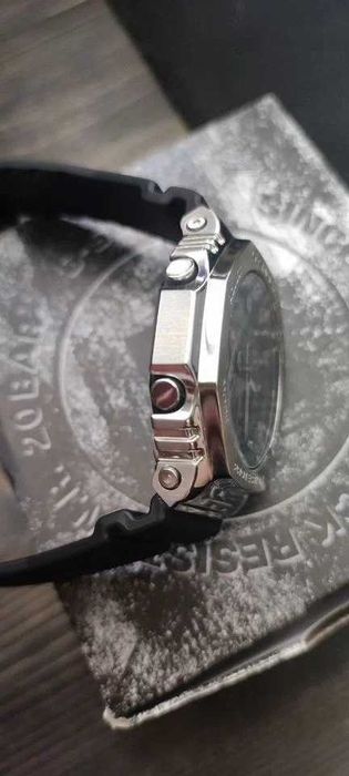 Наручные часы Casio G-Shock GM-2100-1AER