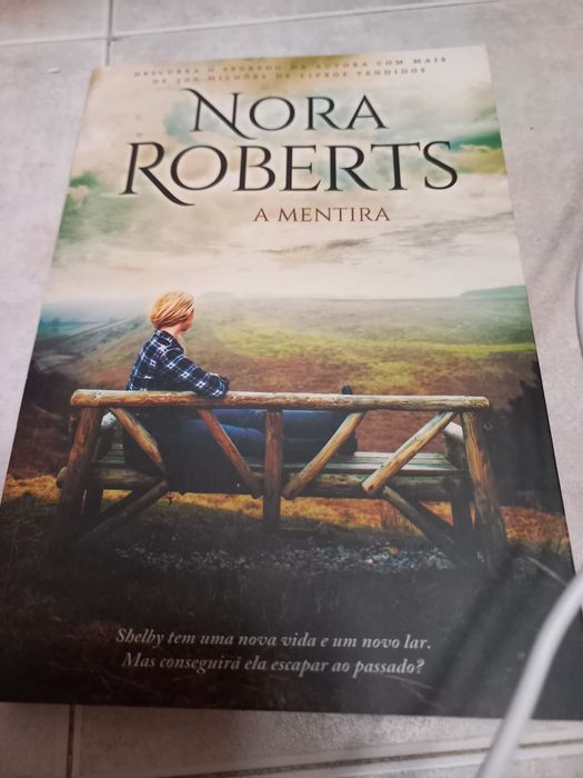A mentira Nora Roberts