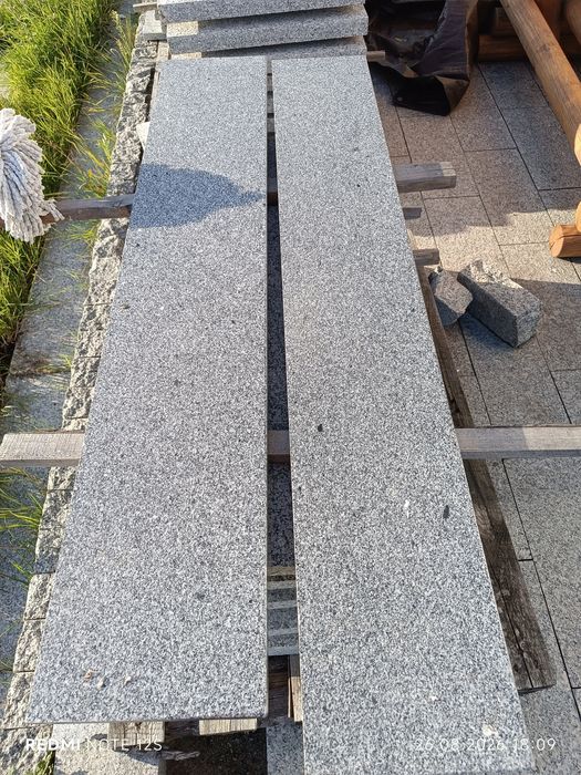 Parapety granitowe