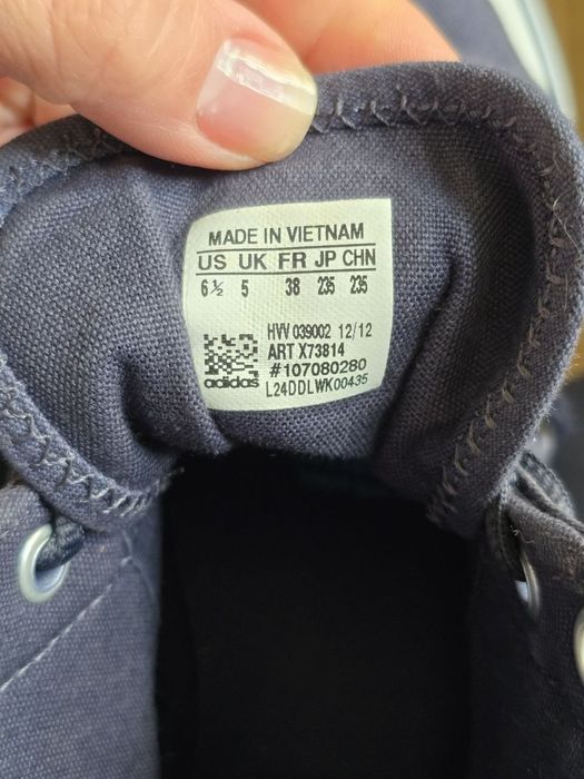 Сникерсы кеды adidas 38 р. 23.5см