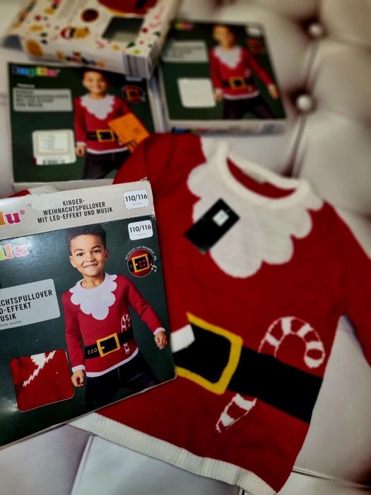 Новогодние детские свитера