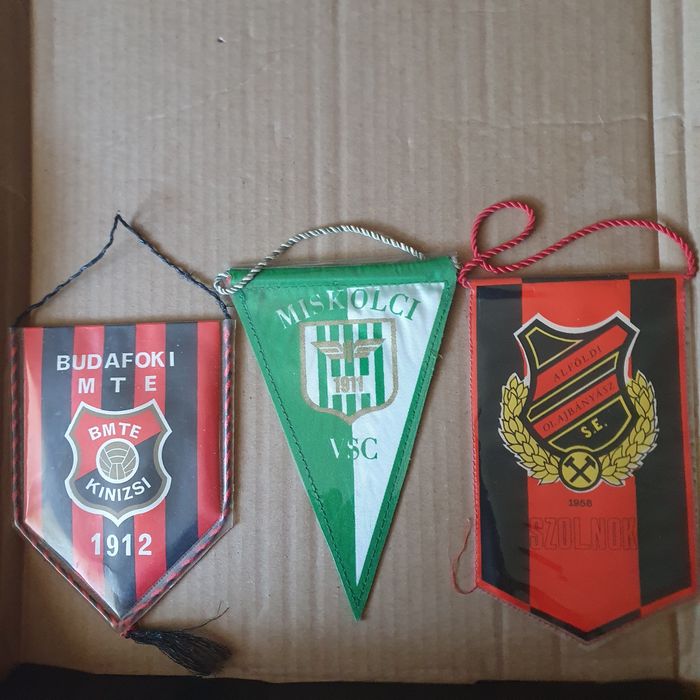 Zestaw proporczyków kluby węgierskie(OK)