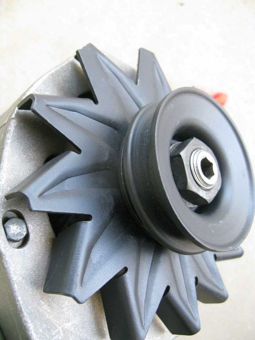 Alternador BOSCH – Renault 19, clio - recondicionado