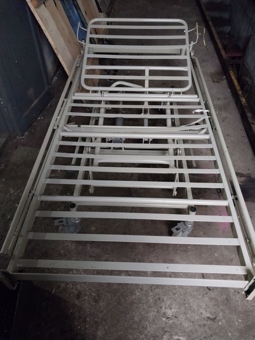 Продам медичне ліжко