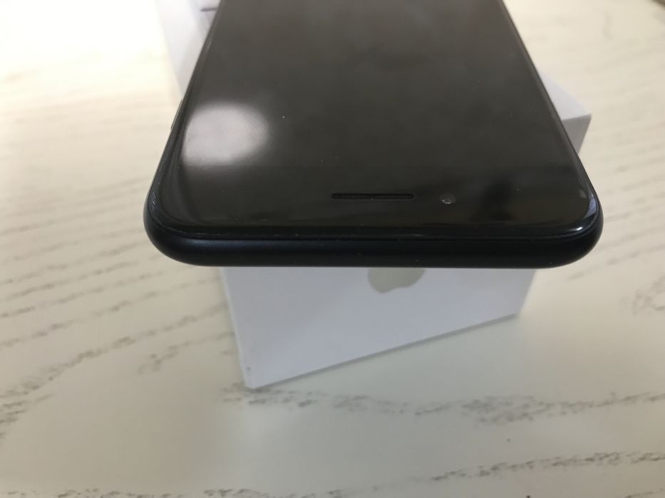 Телефон смартфон Apple IPhone SE 2020 64 gb Black.IOS 16.6.АКБ 92%