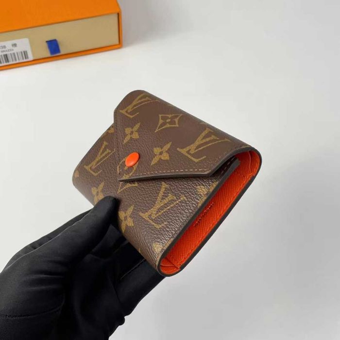 Piękny damski portfel