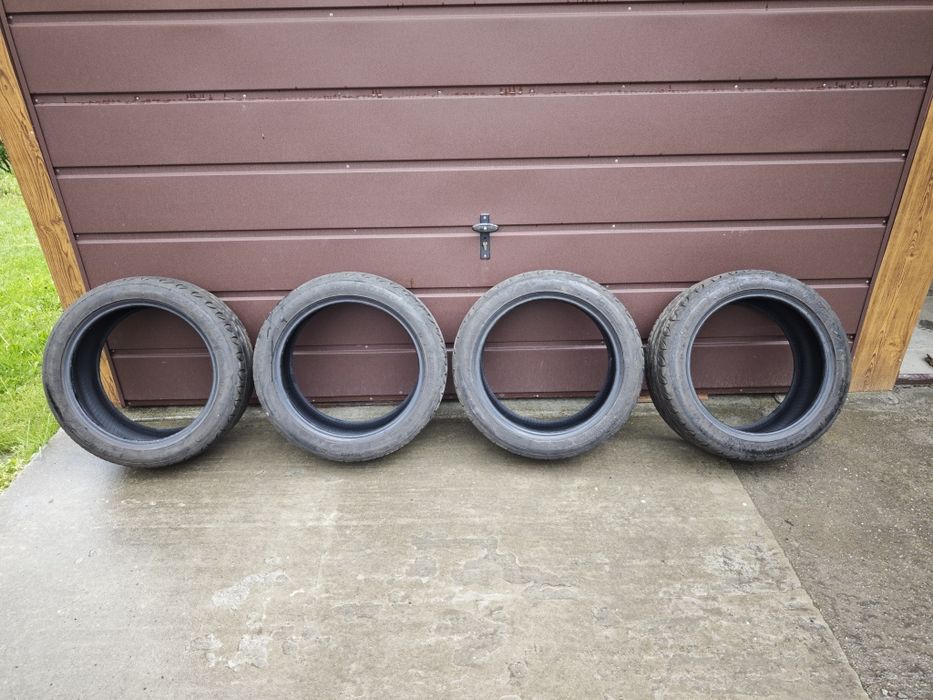 Opony kormoran uhp 225/45 r17