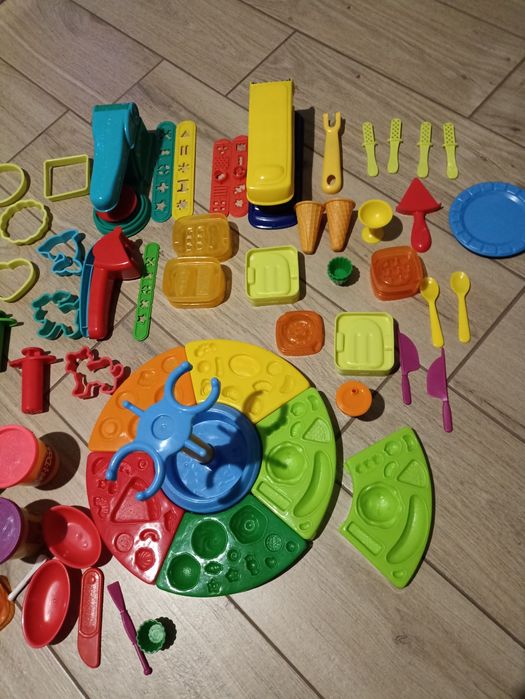 Duży zestaw foremek do ciastoliny Pizzeria, Rainbow Dash, dentysta, ci