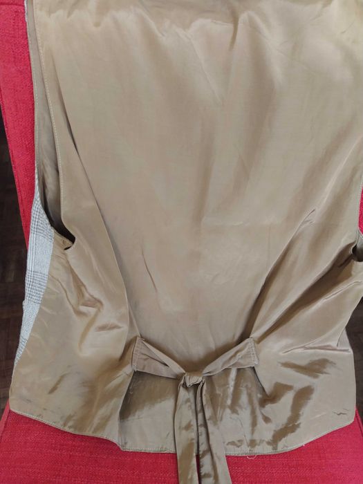 Colete bege com xadrez castanho tamanho S/M