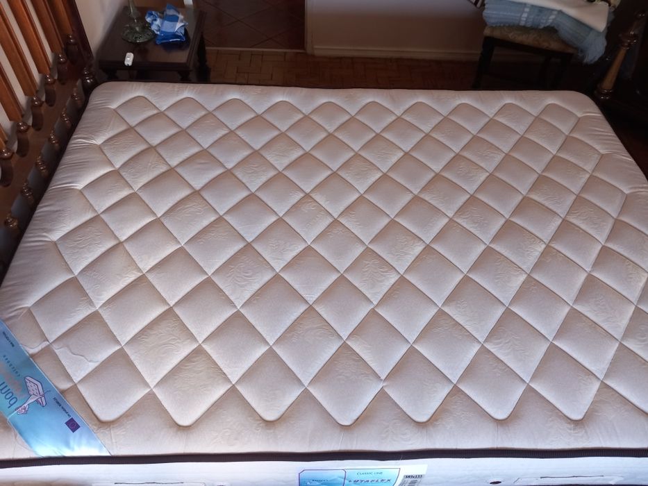 Colchão  para cama de casal