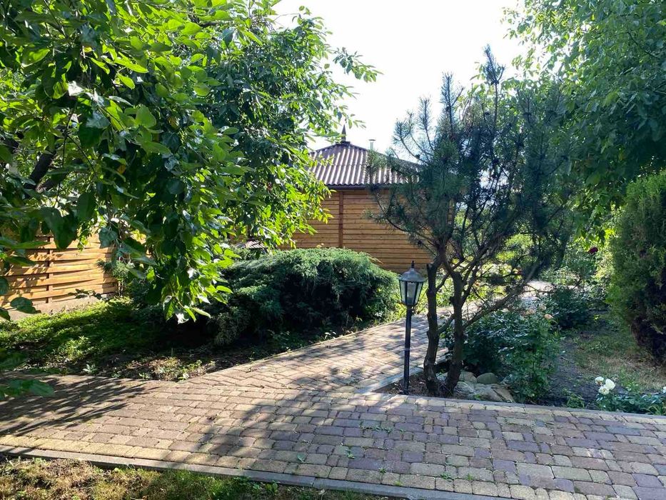 Терміновий продаж! 2-поверховий зруб в місті Остер