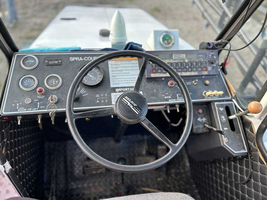 Обприскувач Spra-Coupe 223 самохідний 18м