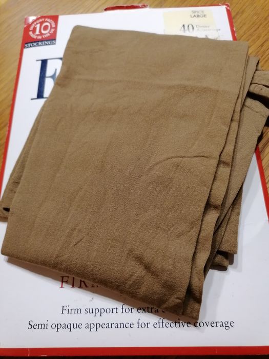 Pończochy 40 DEN, cana za 5 szt.