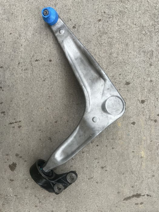 Рычаг подвески  VKDS 327000 B