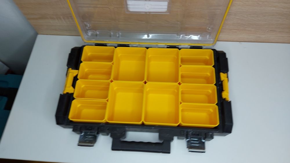 Ящик для инструменту Makita  Dewalt  Bosch