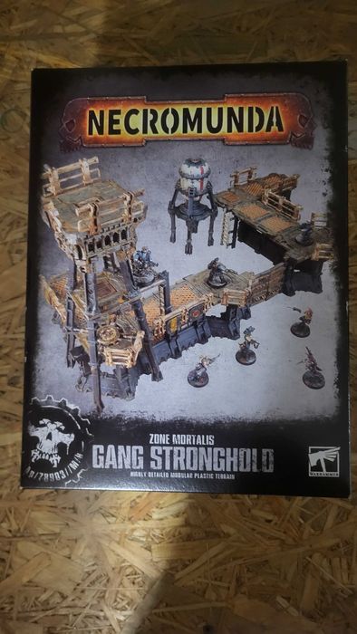 Gang Stronghold NECROMUNDA WARHAMMER teren