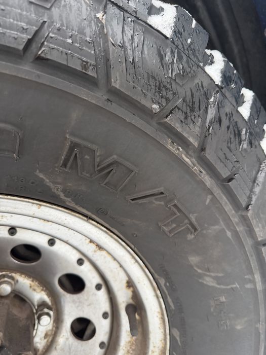 Диски з резиною Ниссан патрол 15 радиус