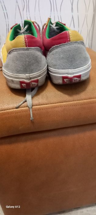 Oryginale buty sportowe. Vans Style