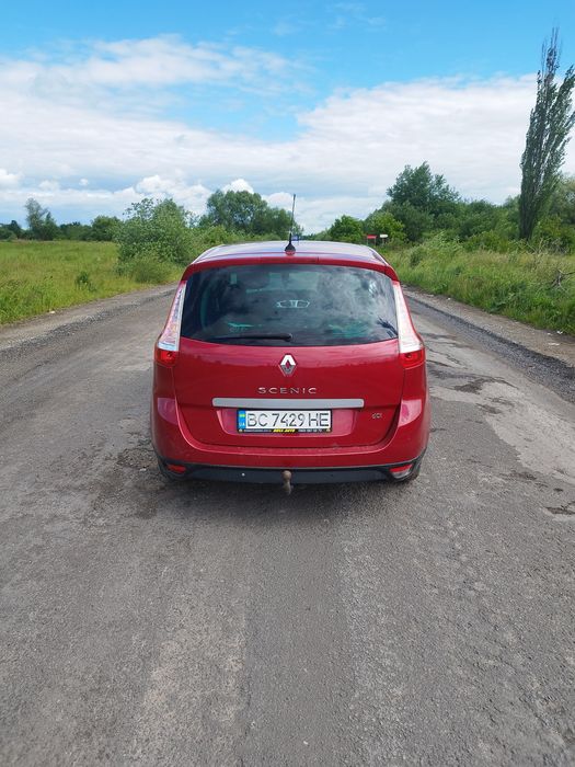 Рено Гранд Сценік автомат