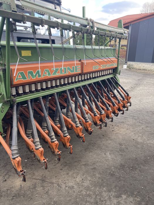 Siewnik Amazone D8