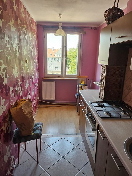 Mieszkanie 48m2, 2 pokoje, 3 piętro, blok z cegły