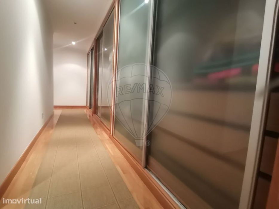 Apartamento T4 para venda