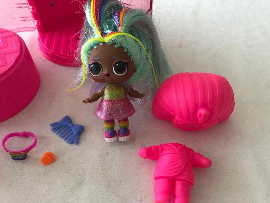 LOL Surprise com todos os acessórios