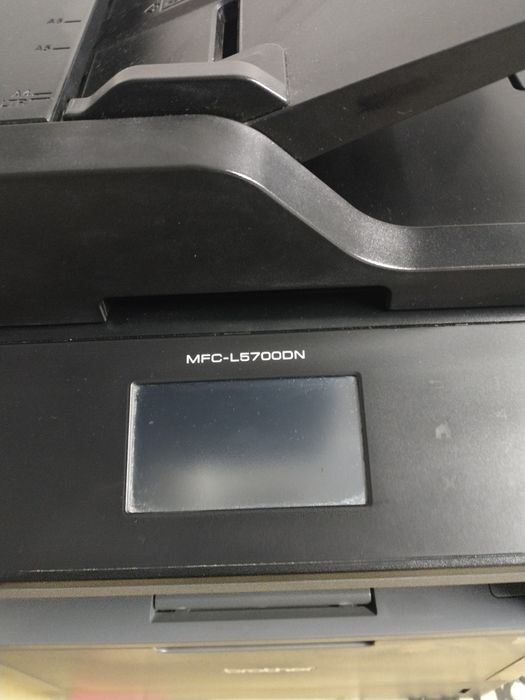 Brother  MFC-L5700 DN