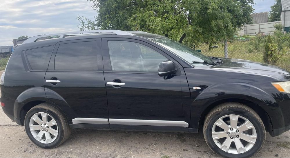 Mitsubishi Outlander XL 2008