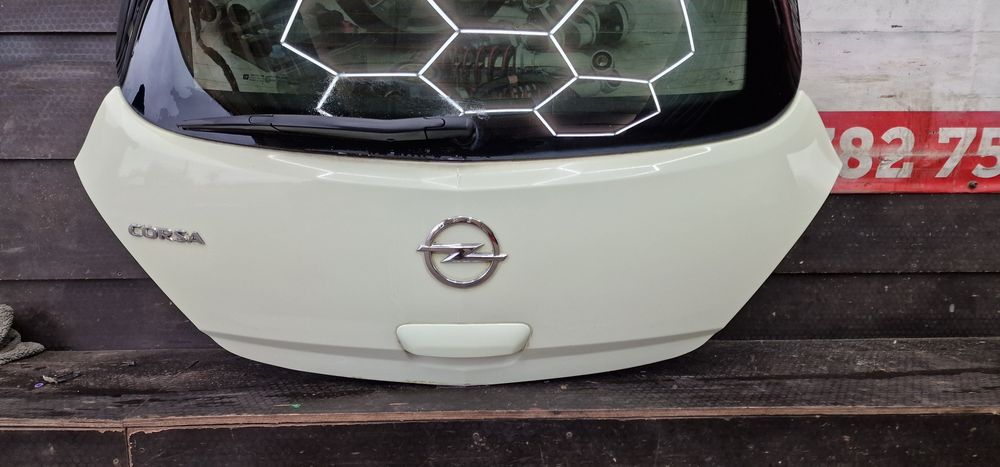 Klapa tylna kompletna OPEL CORSA D 3D z30r