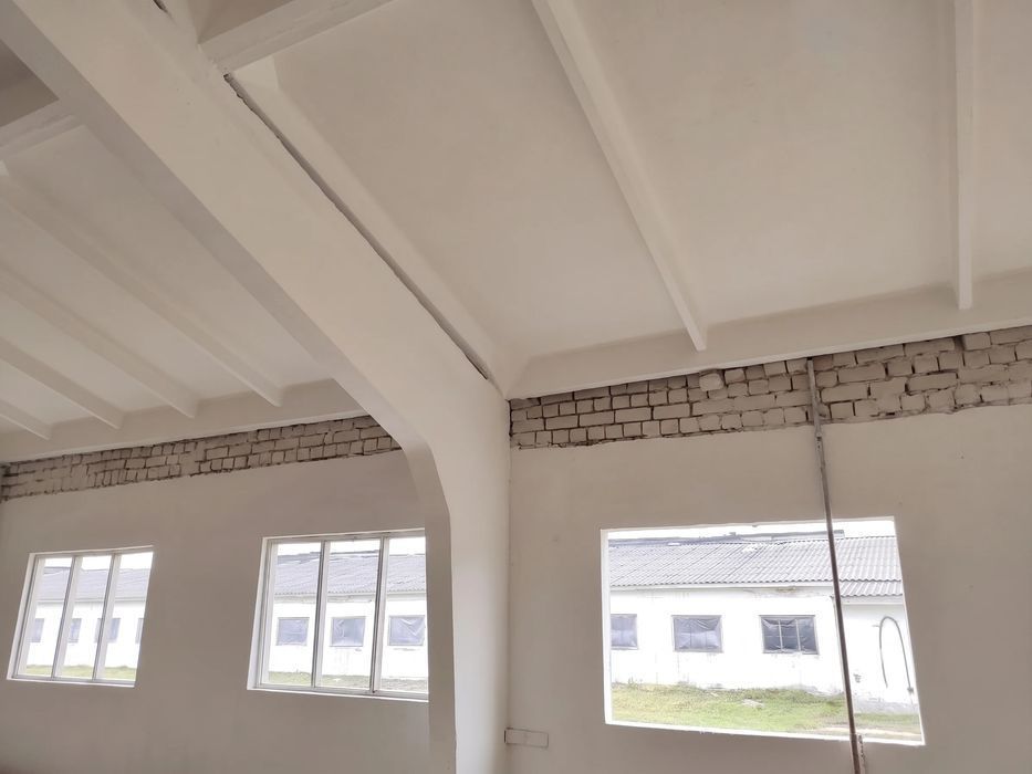 Продаж комплексу 30 000 м², Чернігівська обл.: ферма / склад / виробництво