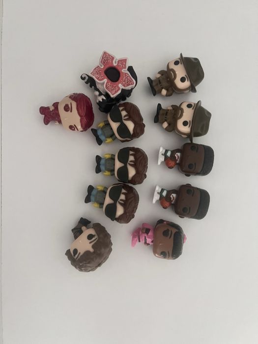 Продам або обміняю фігурки Дивні дива