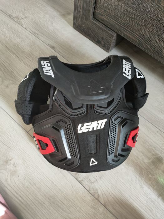 Ochraniacz klatki piersiowej Leatt Fusion Vest 2.0 jr S/M